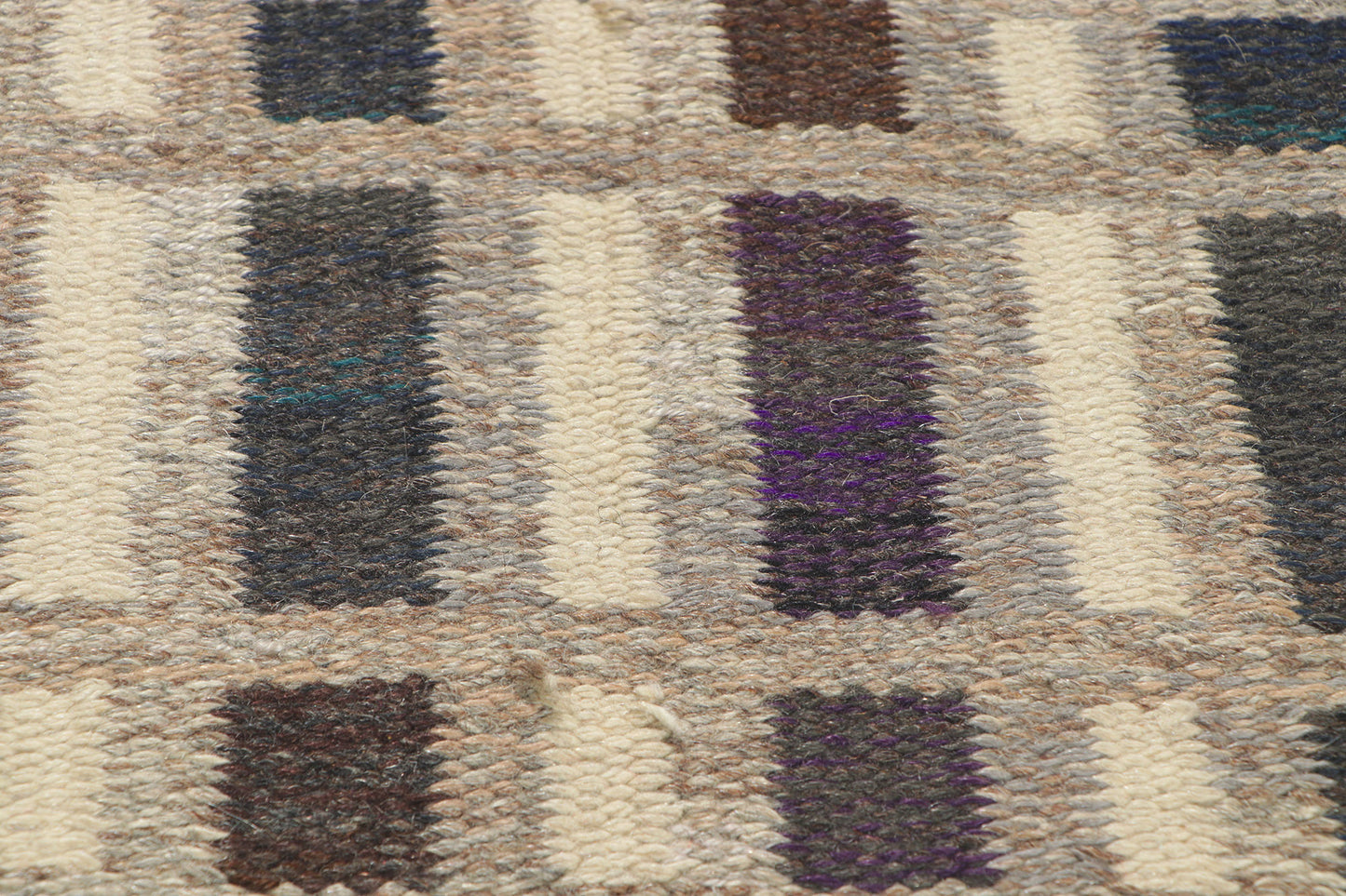 5 x 7 Irma Kronlund Vintage Swedish Rollakan Rug 78482