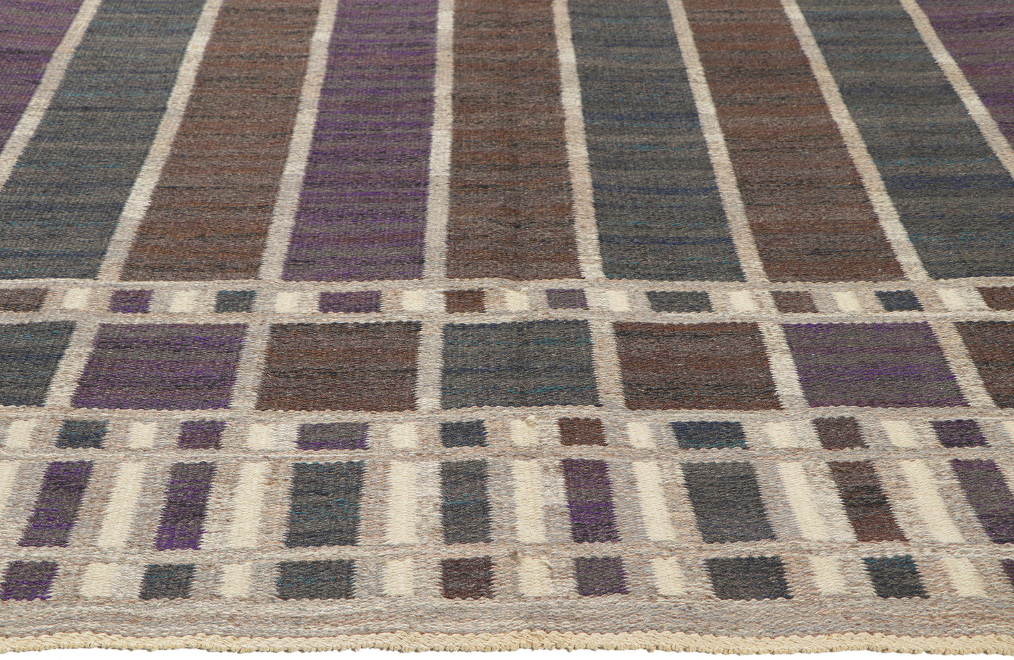 5 x 7 Irma Kronlund Vintage Swedish Rollakan Rug 78482