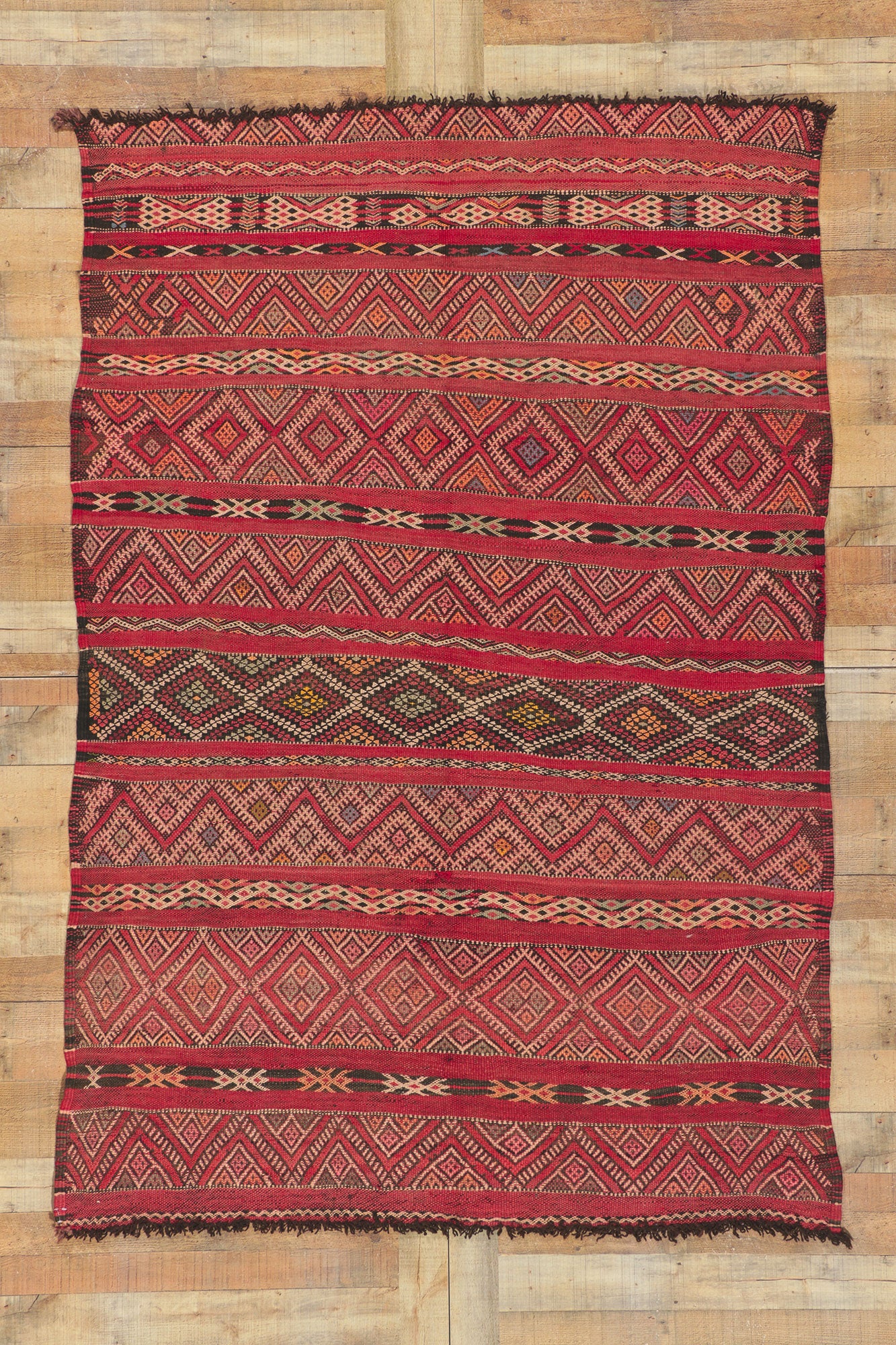 5 x 8 Vintage Moroccan Kilim Rug 78397