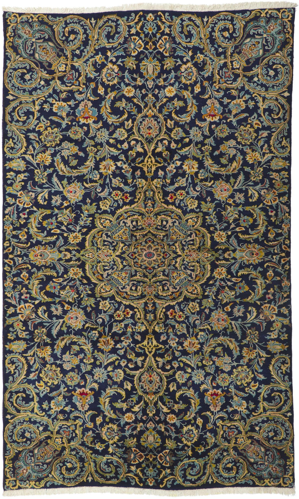 5 x 8 Vintage Persian Kashan Rug 61069