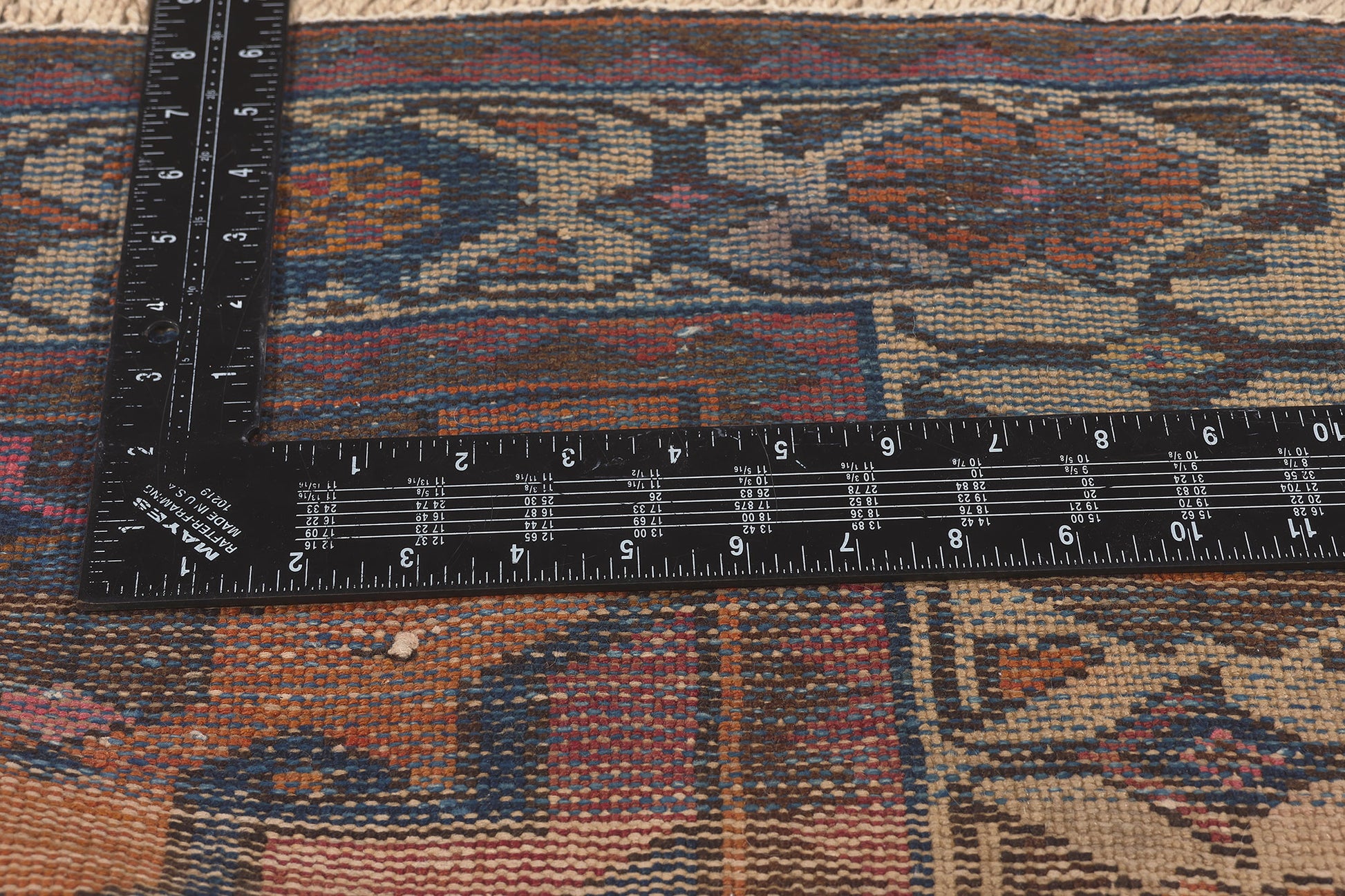 5 x 10 Antique Persian Bakhtiari Rug 75267