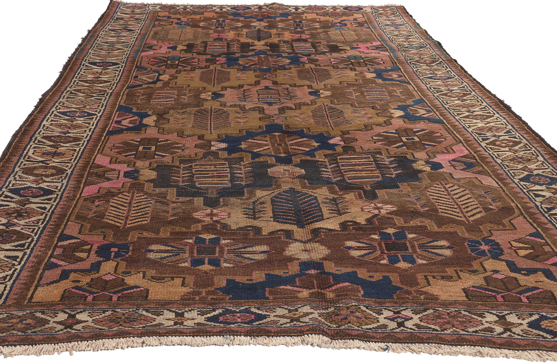 5 x 10 Antique Persian Bakhtiari Rug 75267