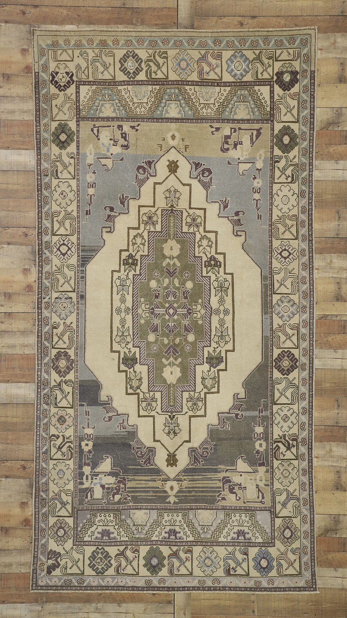 5 x 10 Vintage Turkish Oushak Rug 52475
