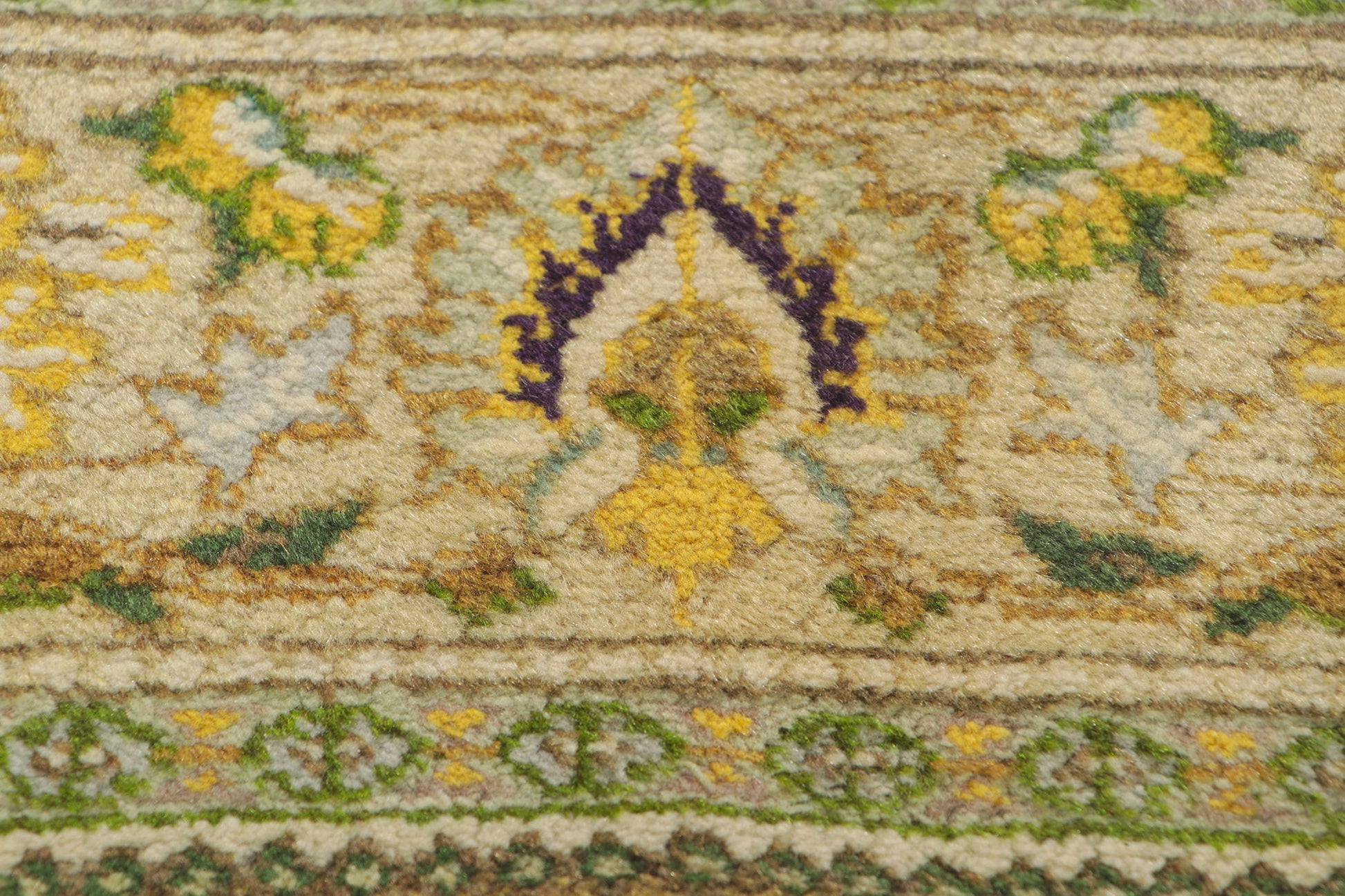 5 x 7 Vintage Persian Tabriz Rug 71908