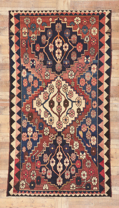 5 x 9 Antique Persian Shiraz Rug 61234