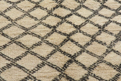 6 x 11 Vintage Moroccan Beni Ourain Rug 21350