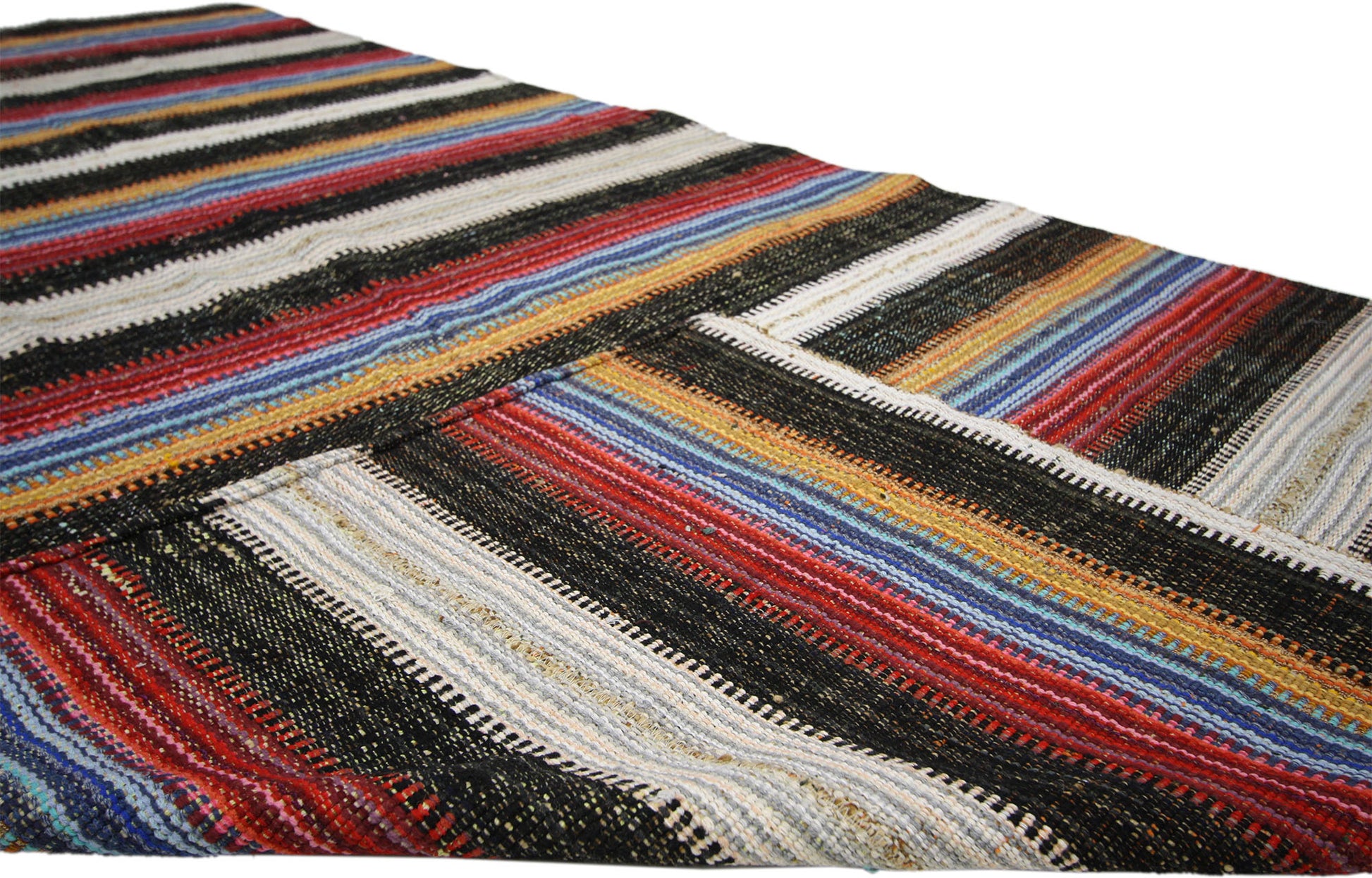 5 x 9 Vintage Turkish Kilim Rug 60677