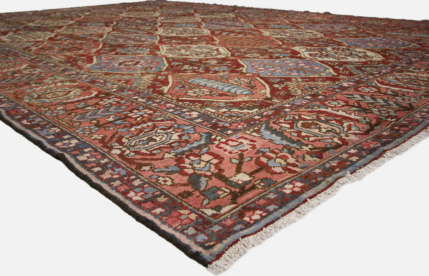 11 x 16 Antique Persian Bakhtiari Rug 60738