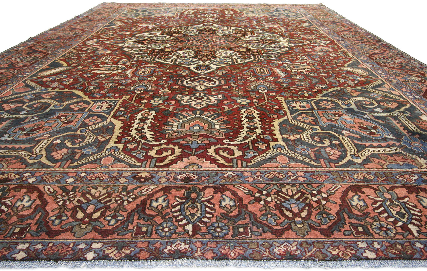 12 x 16 Vintage Persian Bakhtiari Rug 60743