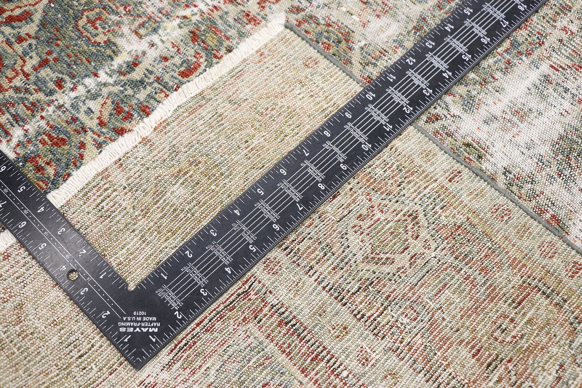 4 x 6 Antique Persian Senneh Boteh Rug 60818