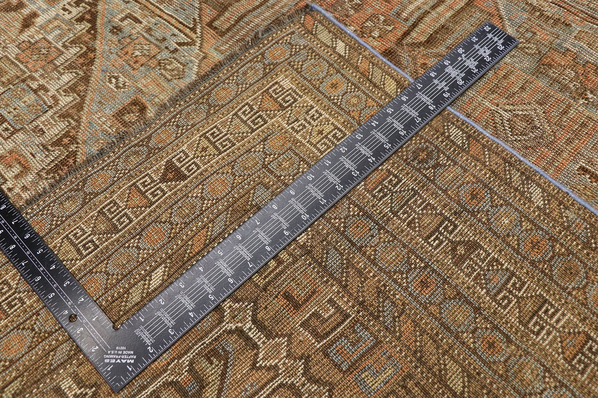 5 x 6 Antique Persian Shiraz Rug 60849