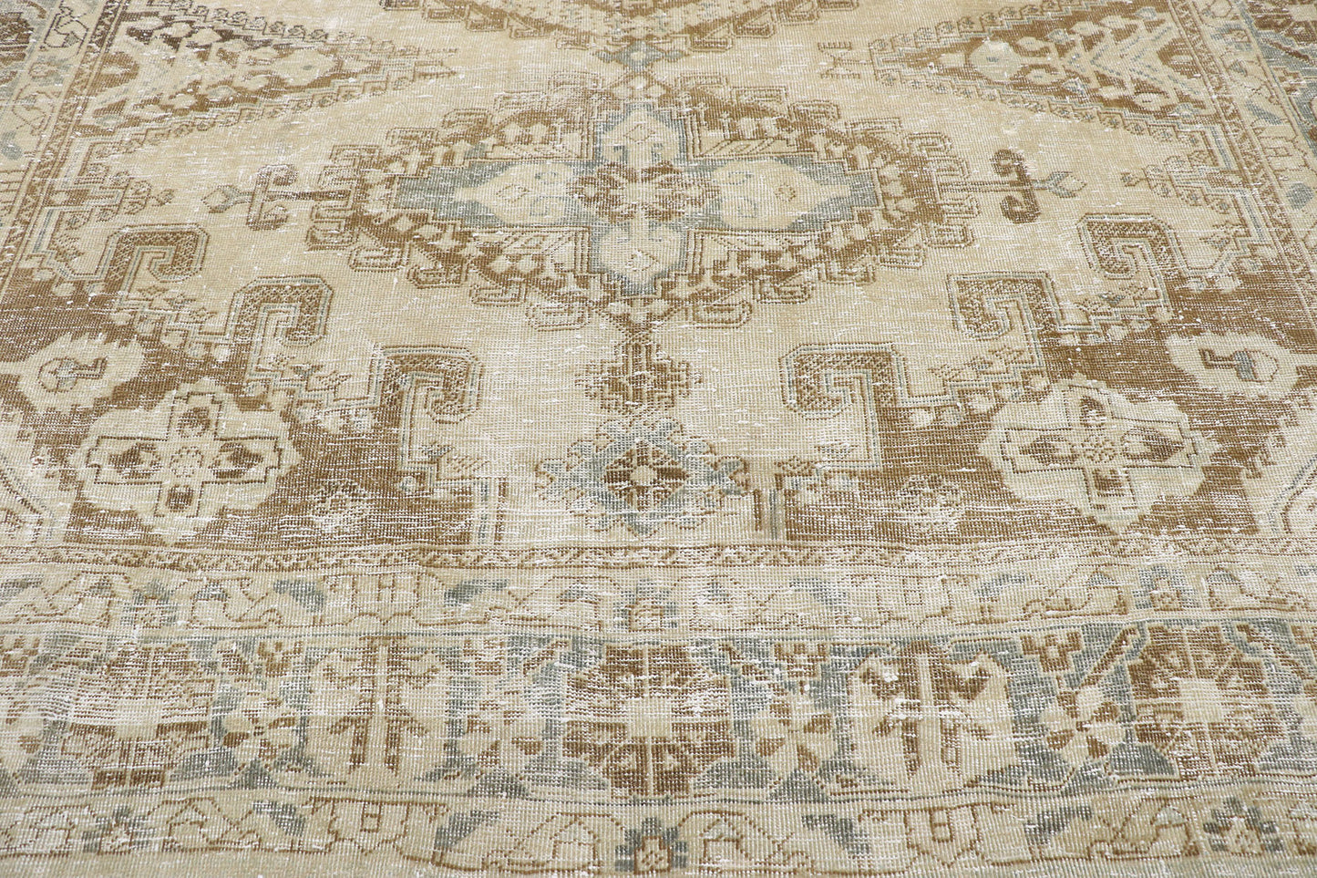 9 x 13 Antique Persian Viss Rug 60853