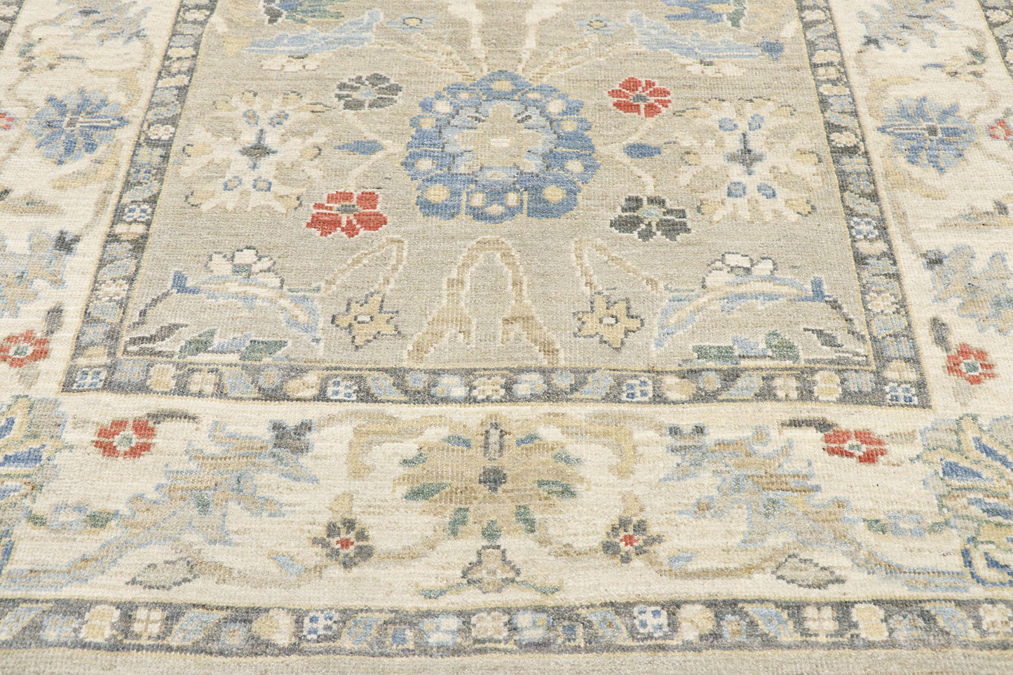 6 x 9 Persian Sultanabad Rug 60882