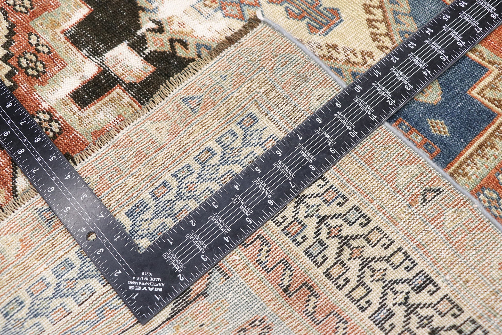 4 x 5 Antique Persian Shiraz Rug 60897