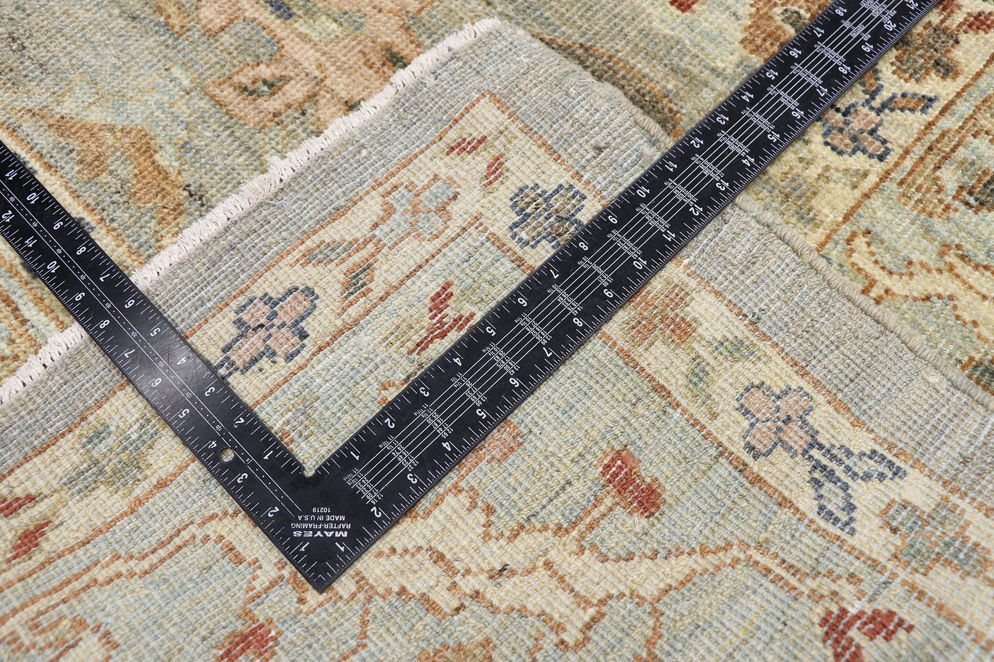 7 x 9 Contemporary Persian Sultanabad Rug 60913