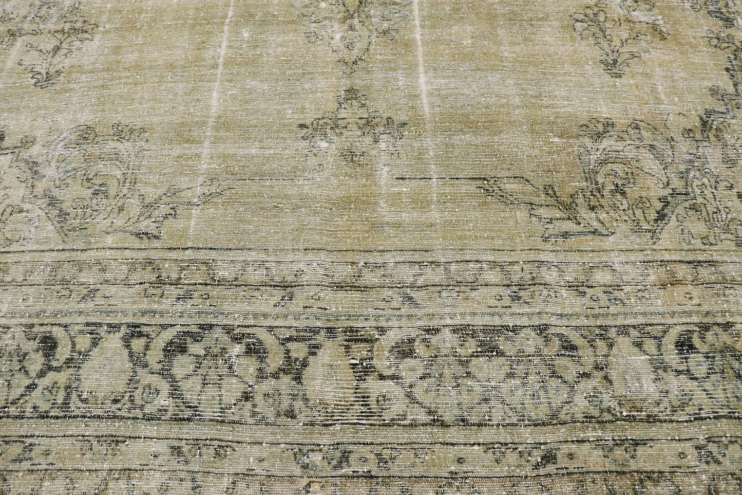 10 x 12 Distressed Antique Persian Mahal Rug 60929