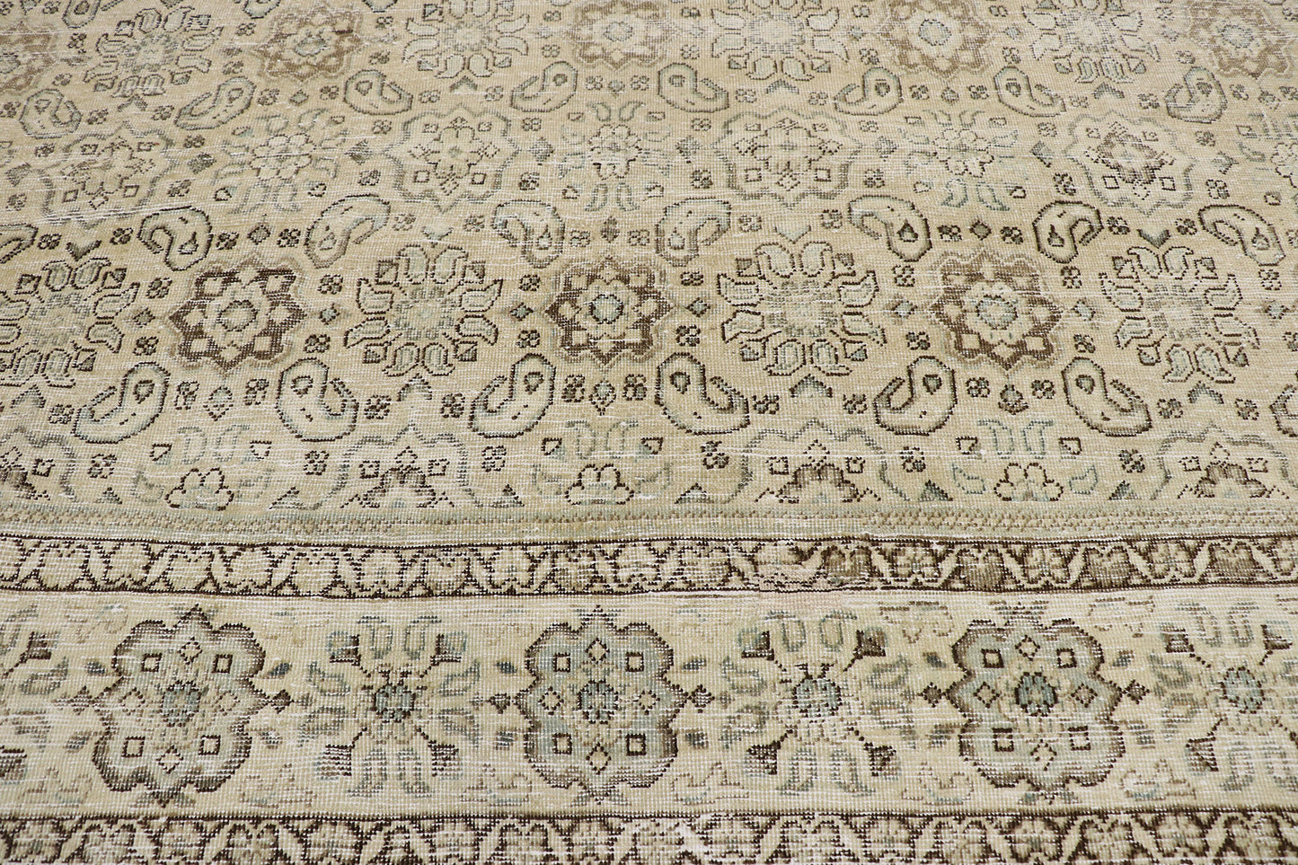 9 x 12 Distressed Antique Persian Mahal Rug 60930