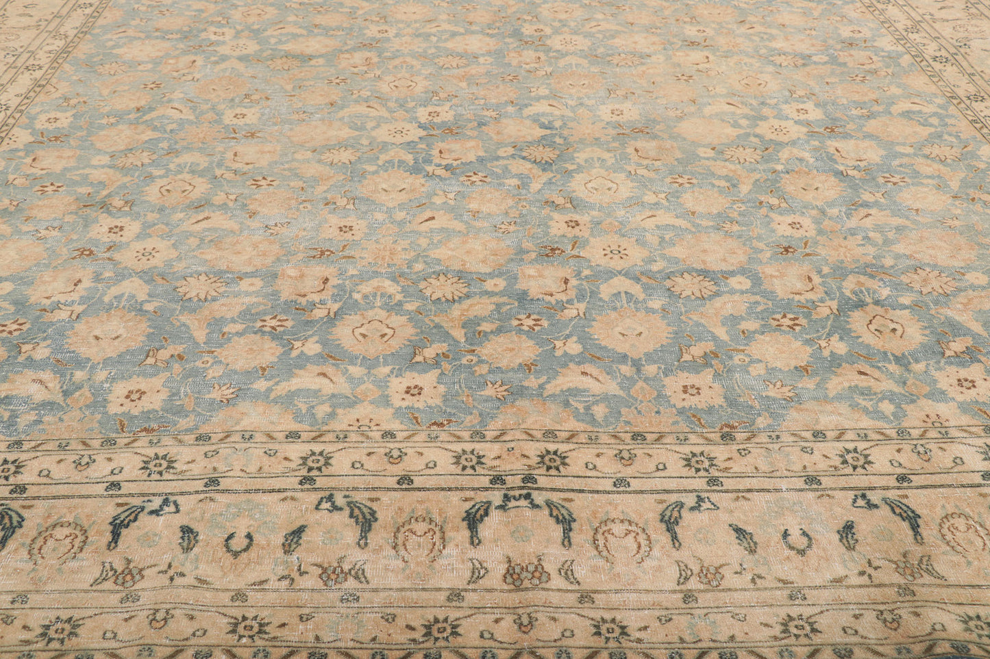 10 x 13 Vintage Persian Tabriz Rug 60973