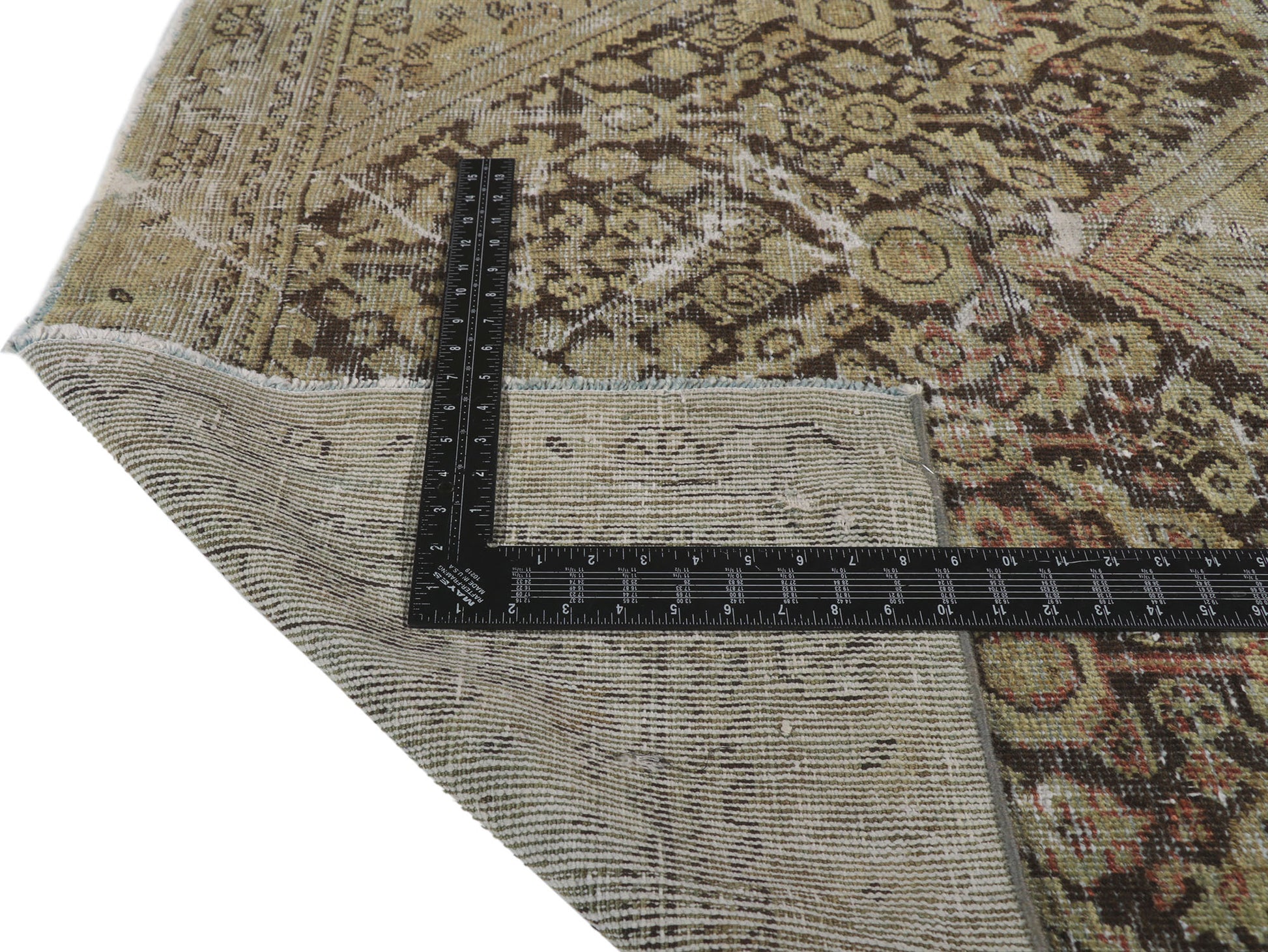 4 x 6 Distressed Antique Persian Mahal Rug 60977
