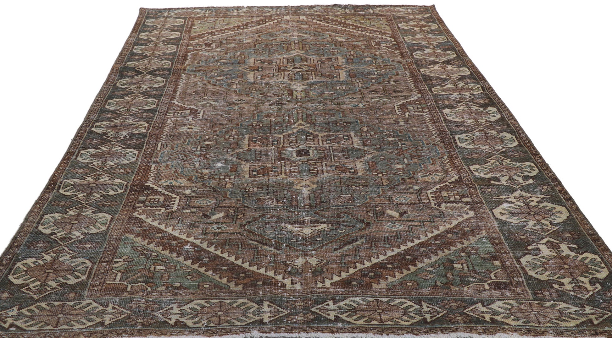 5 x 10 Antique Persian Bakhtiari Rug 61003