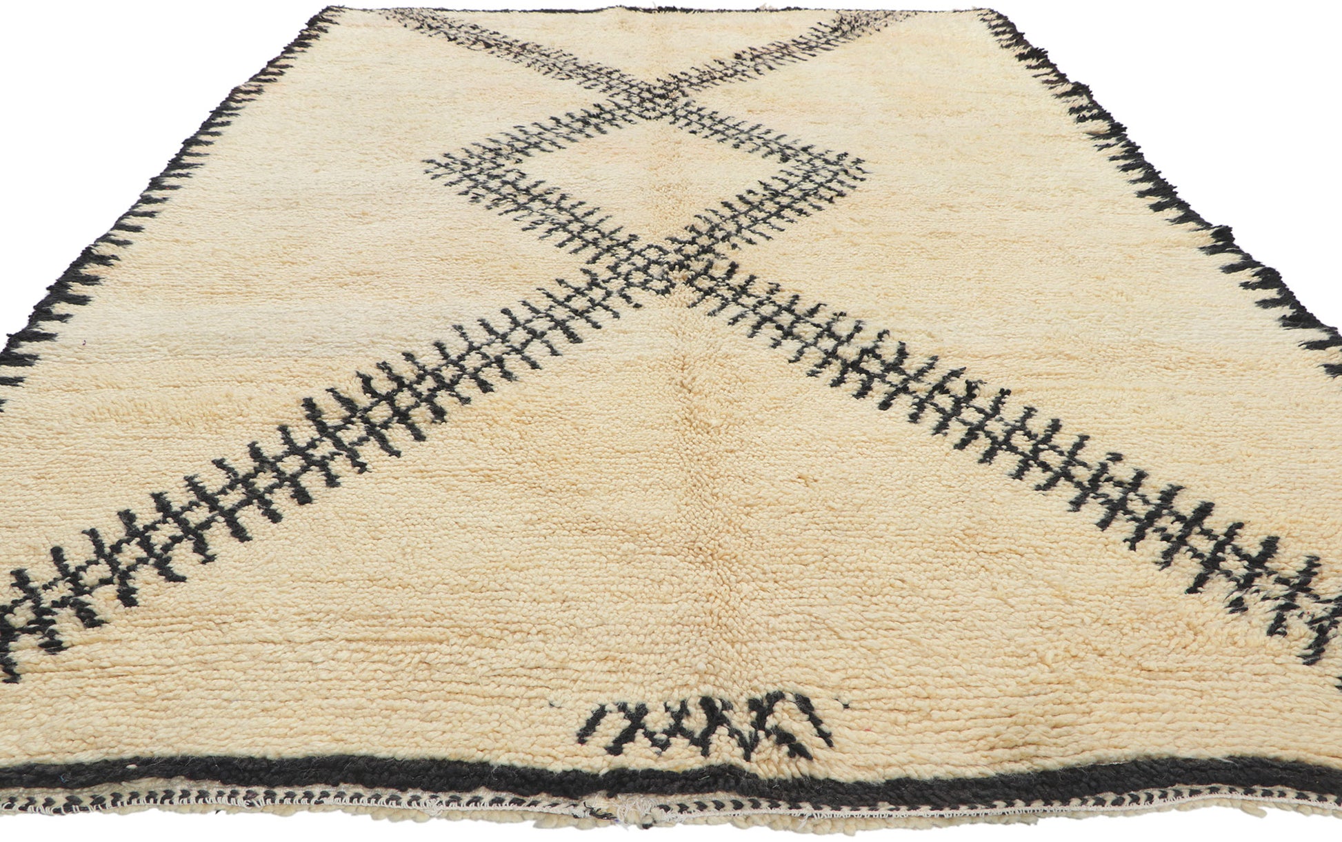 6 x 10 Vintage Moroccan Beni Ourain Rug 78380