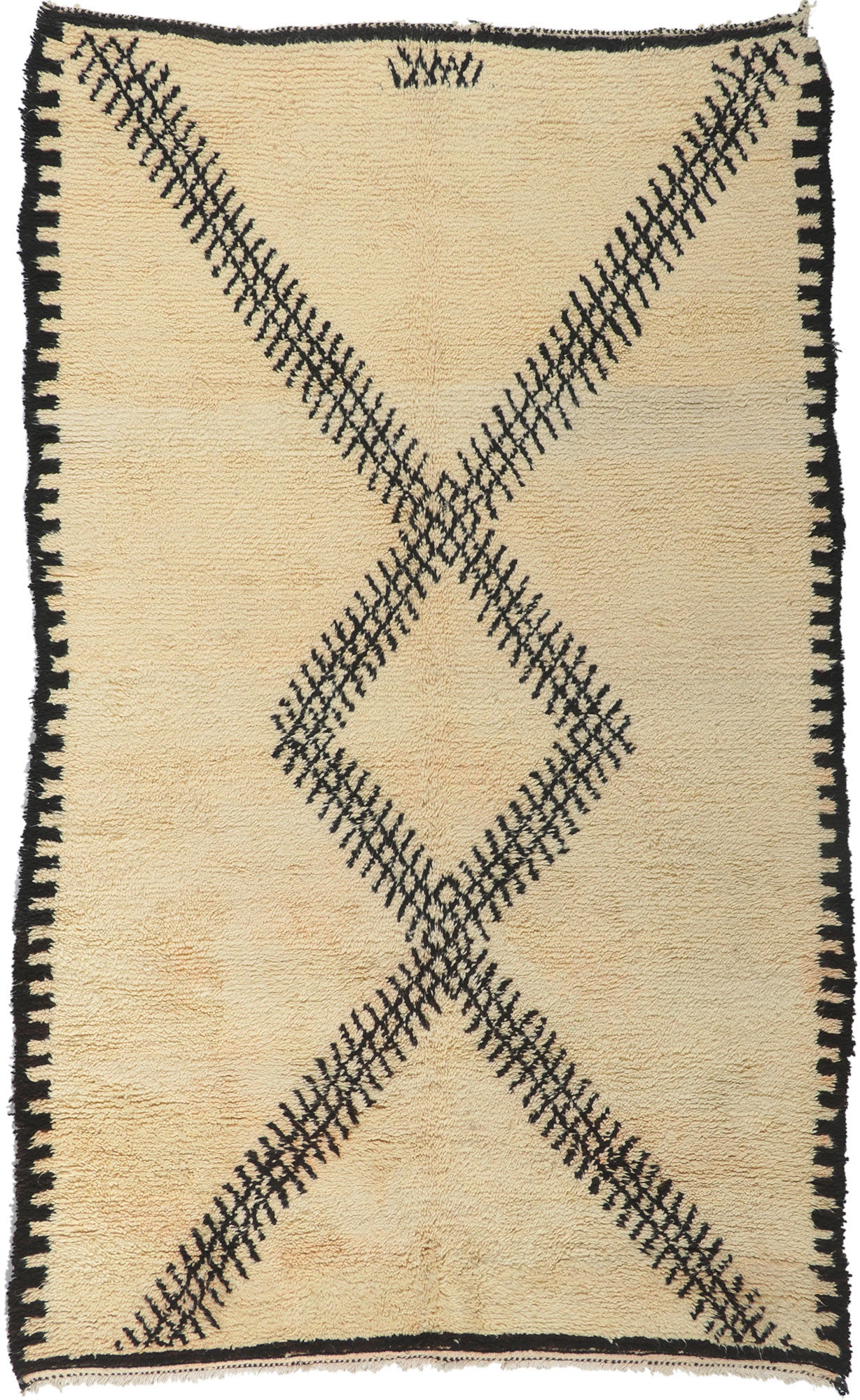 6 x 10 Vintage Moroccan Beni Ourain Rug 78380