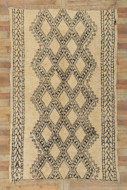 6 x 10 Vintage Moroccan Beni Ourain Rug 78382