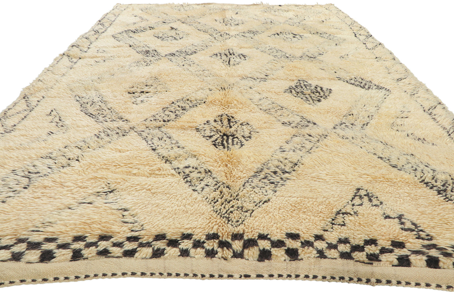 6 x 10 Vintage Moroccan Beni Ourain Rug 78384