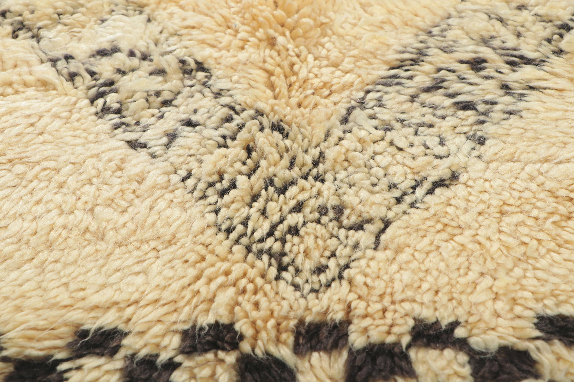 6 x 10 Vintage Moroccan Beni Ourain Rug 78384