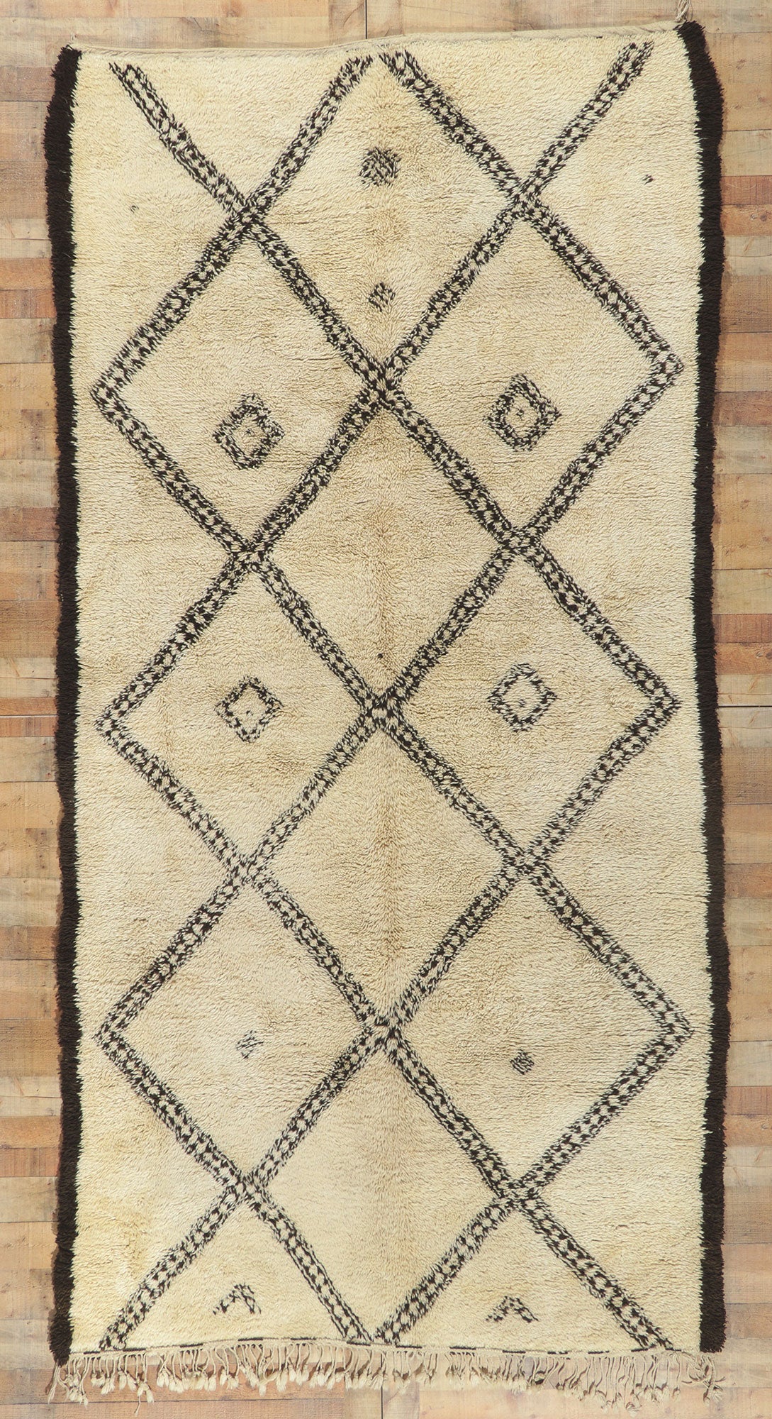 6 x 12 Vintage Moroccan Beni Ourain Rug 78388