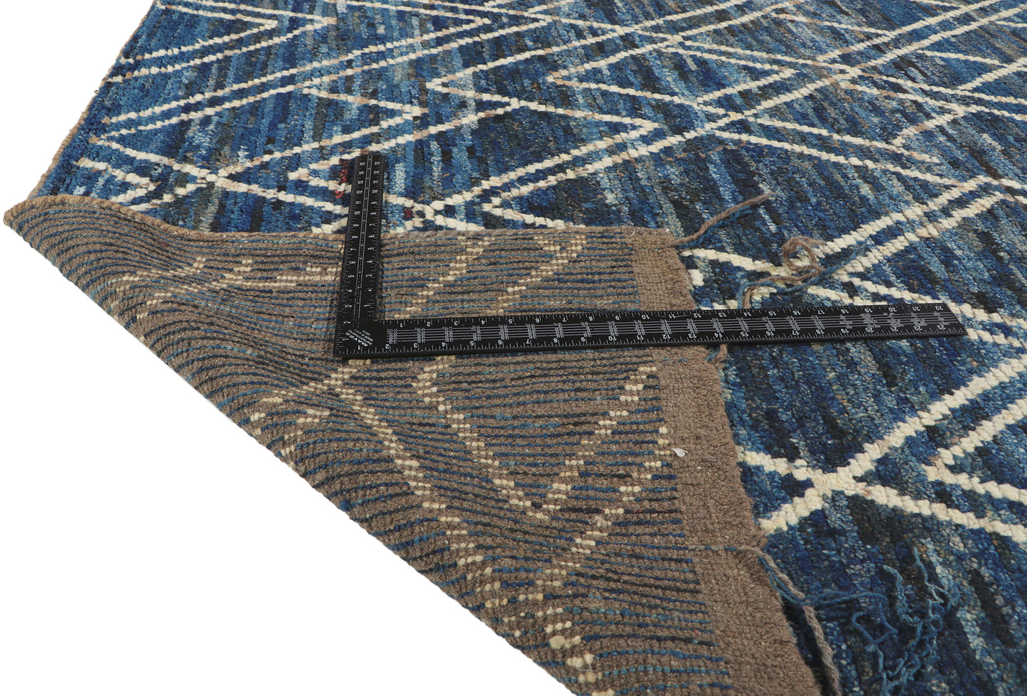 6 x 9 Earth-Tone Moroccan Rug 80821