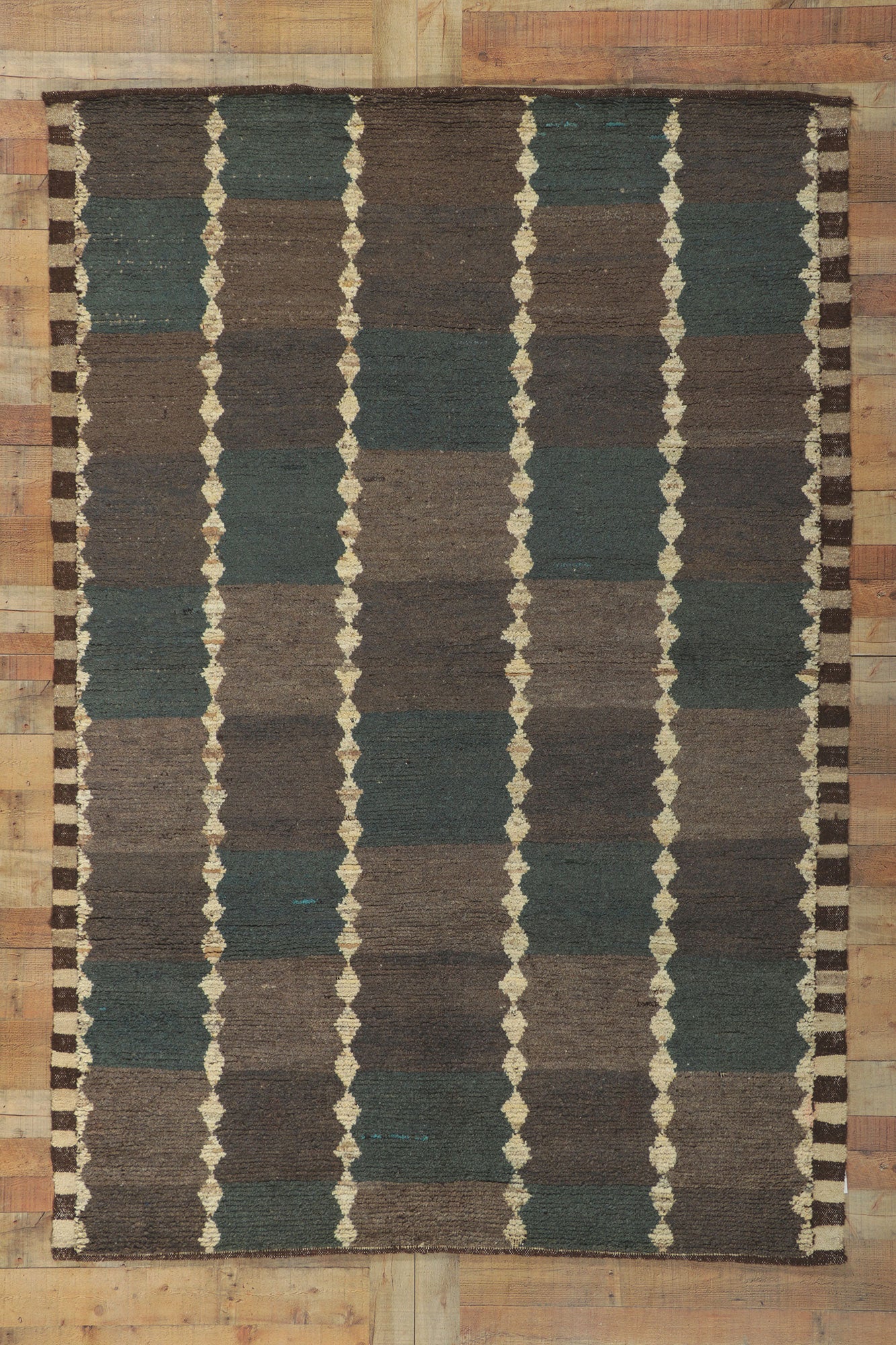 6 x 9 Modern Checkered Moroccan Rug 80823