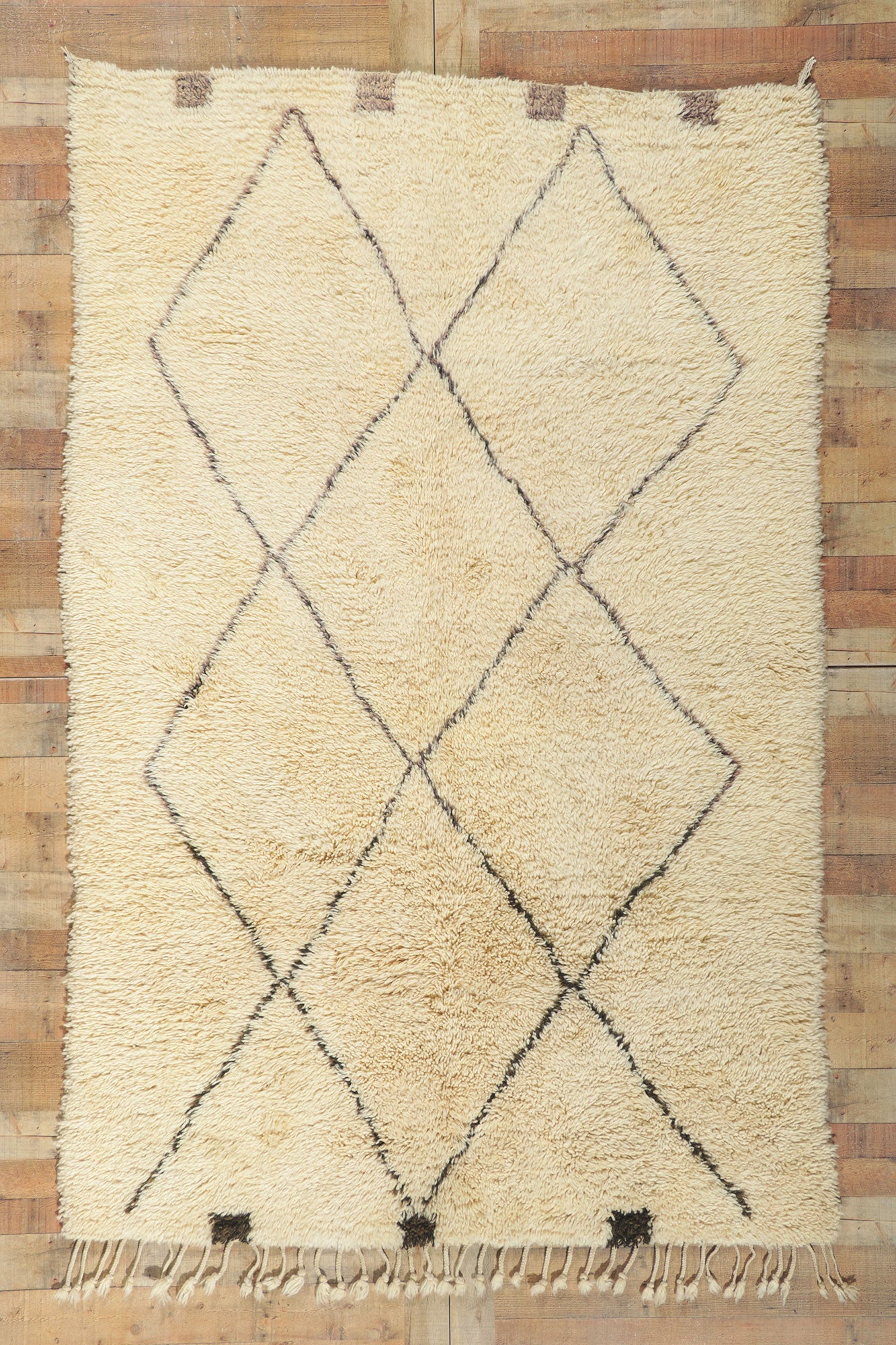 6 x 9 Vintage Moroccan Beni Ourain Rug 78394