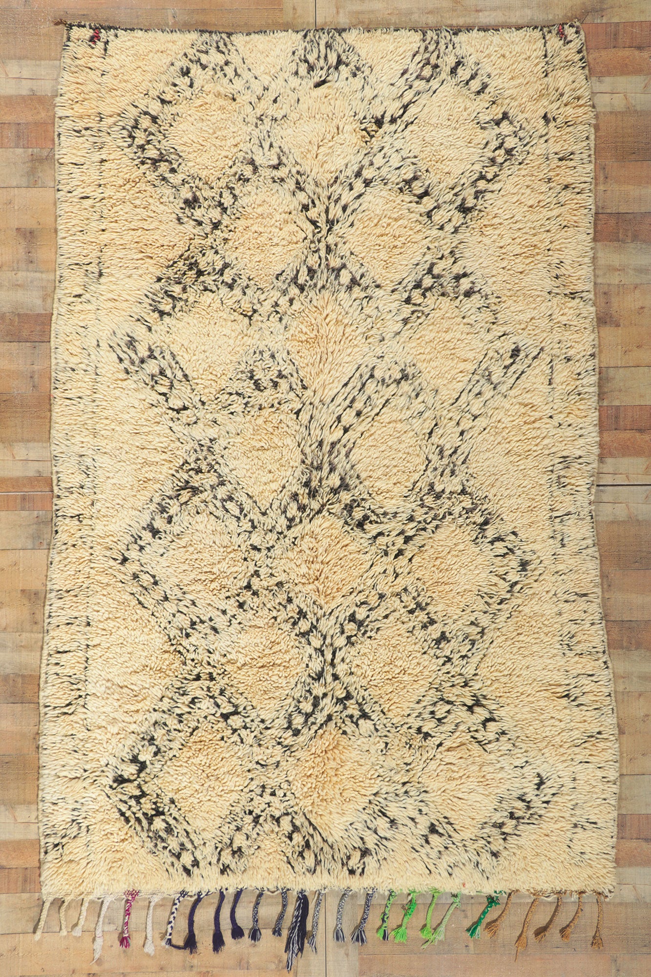 6 x 9 Vintage Moroccan Beni Ourain Rug 78390