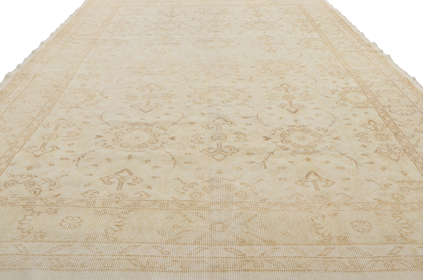 6 x 9 Vintage Turkish Sivas Rug 51105