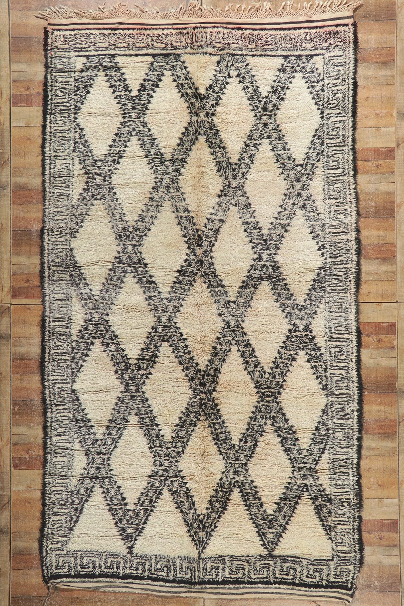 6 x 12 Vintage Moroccan Beni Ourain Rug 21360