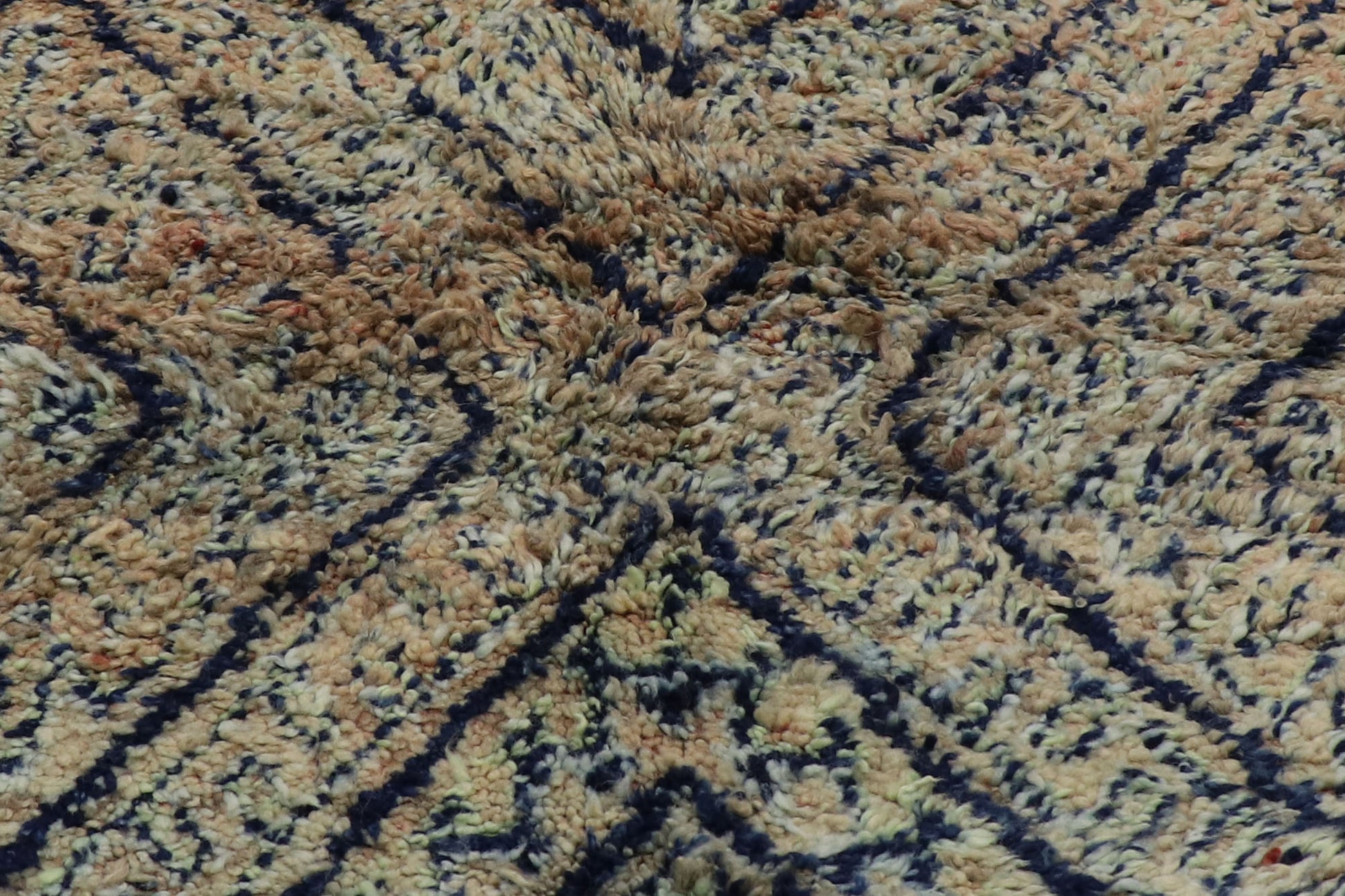 6 x 9 Vintage Beni MGuild Moroccan Rug 21291