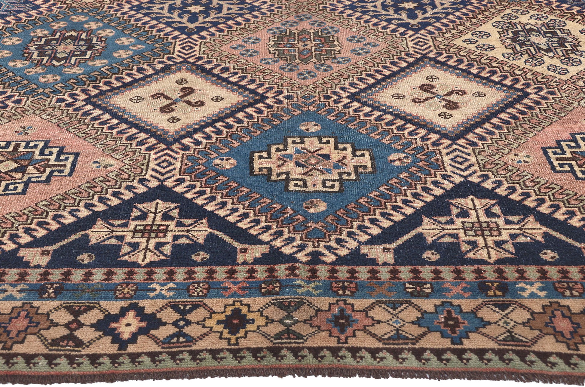 6 x 9 Antique Persian Shiraz Rug 61229