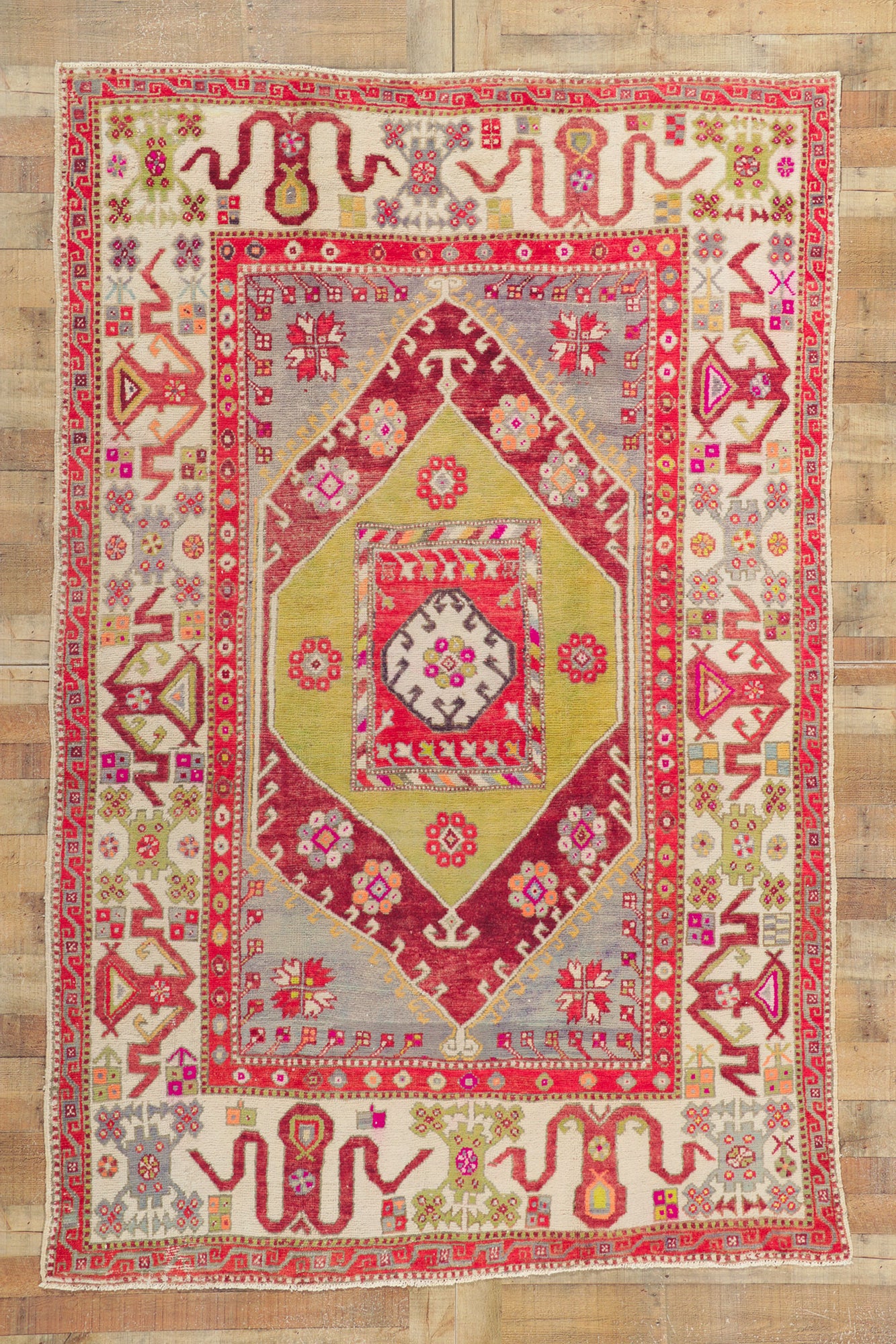 6 x 9 Vintage Turkish Oushak Rug 51784