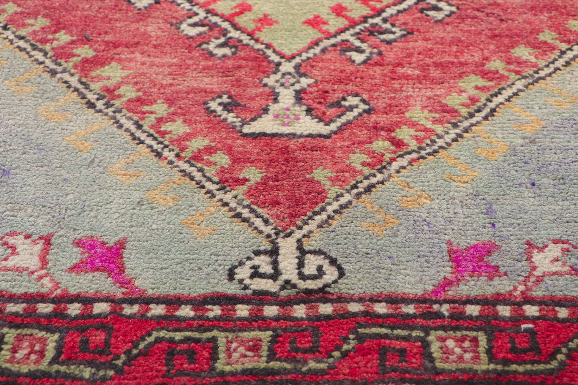 6 x 9 Vintage Turkish Oushak Rug 51786