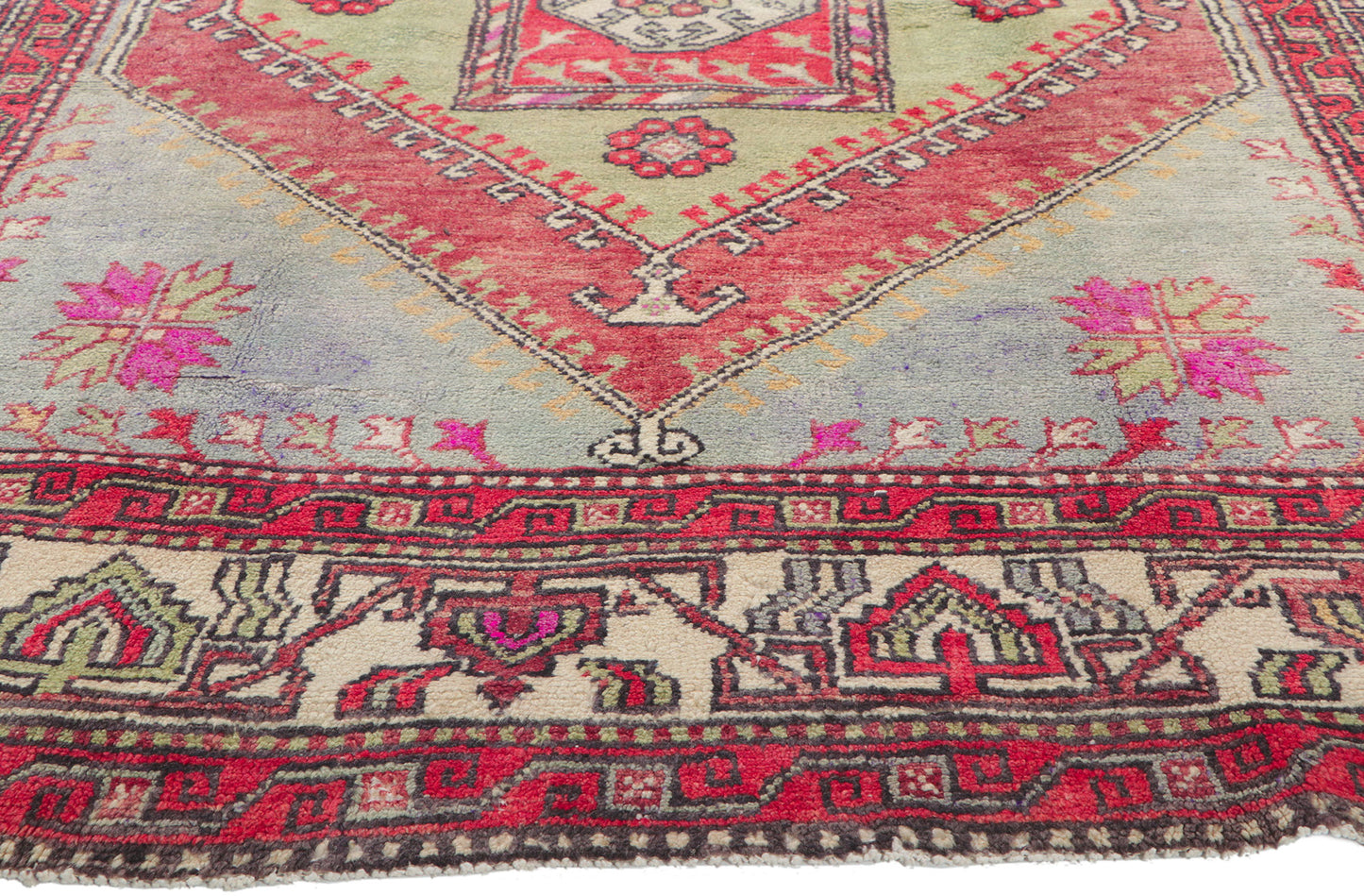 6 x 9 Vintage Turkish Oushak Rug 51786