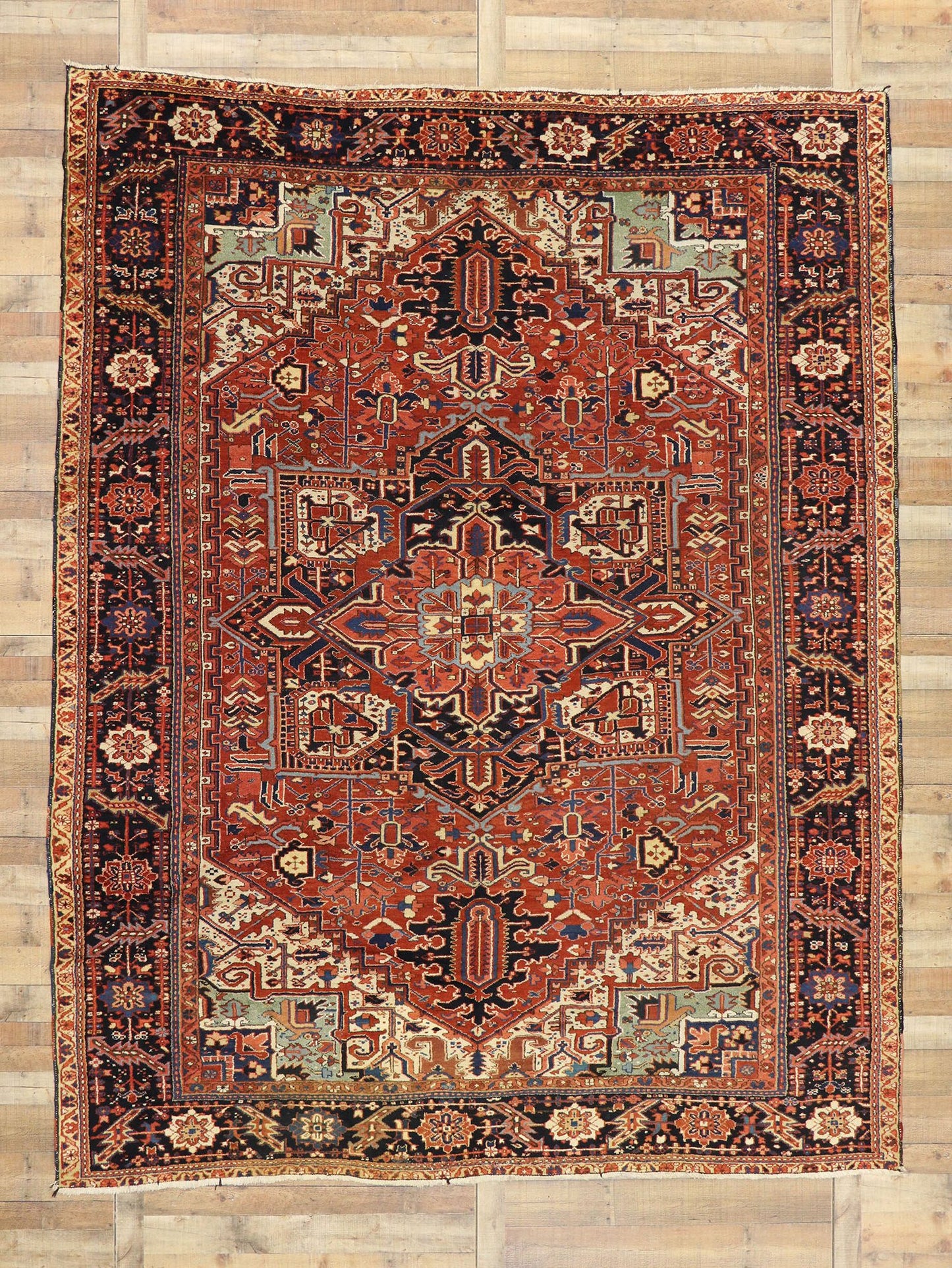 9 x 12 Antique Heriz Rug 70227