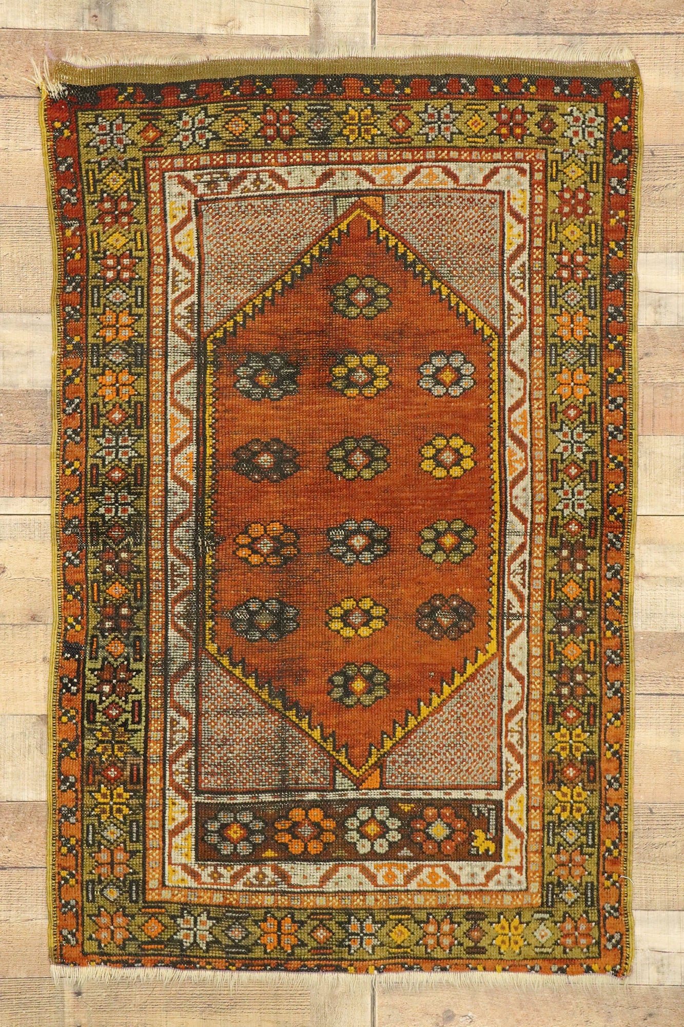 3 x 4 Vintage Turkish Oushak Rug 70866