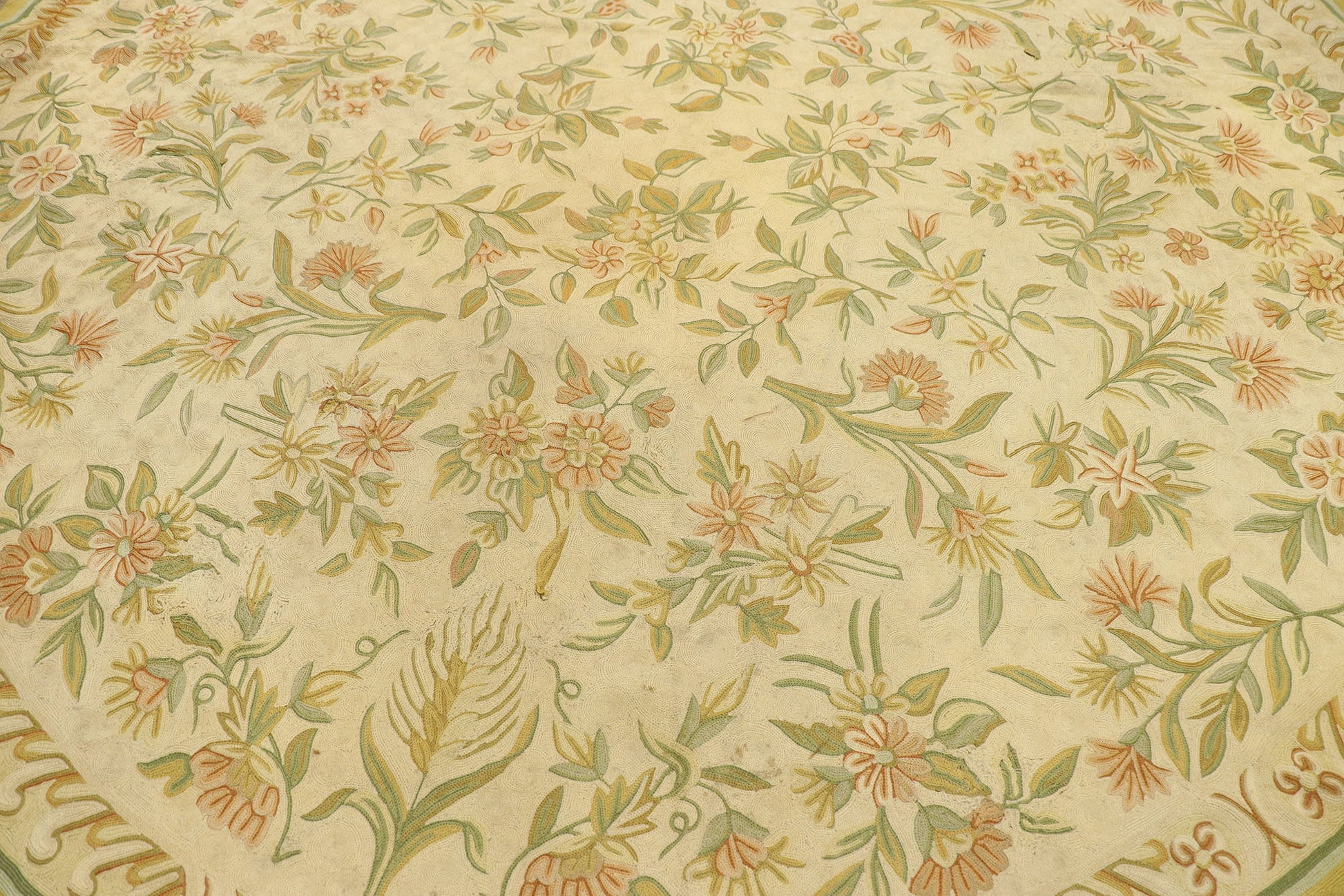 9 x 9 Antique Chainstitch Round Area Rug 70896