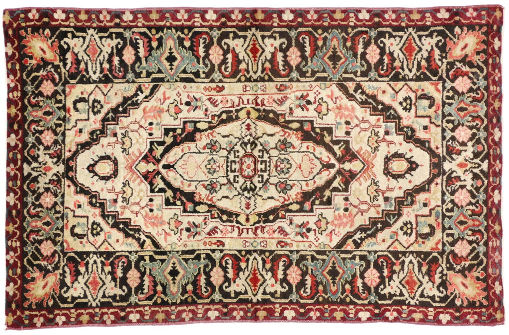 4 x 6 Antique Serapi Rug 71034