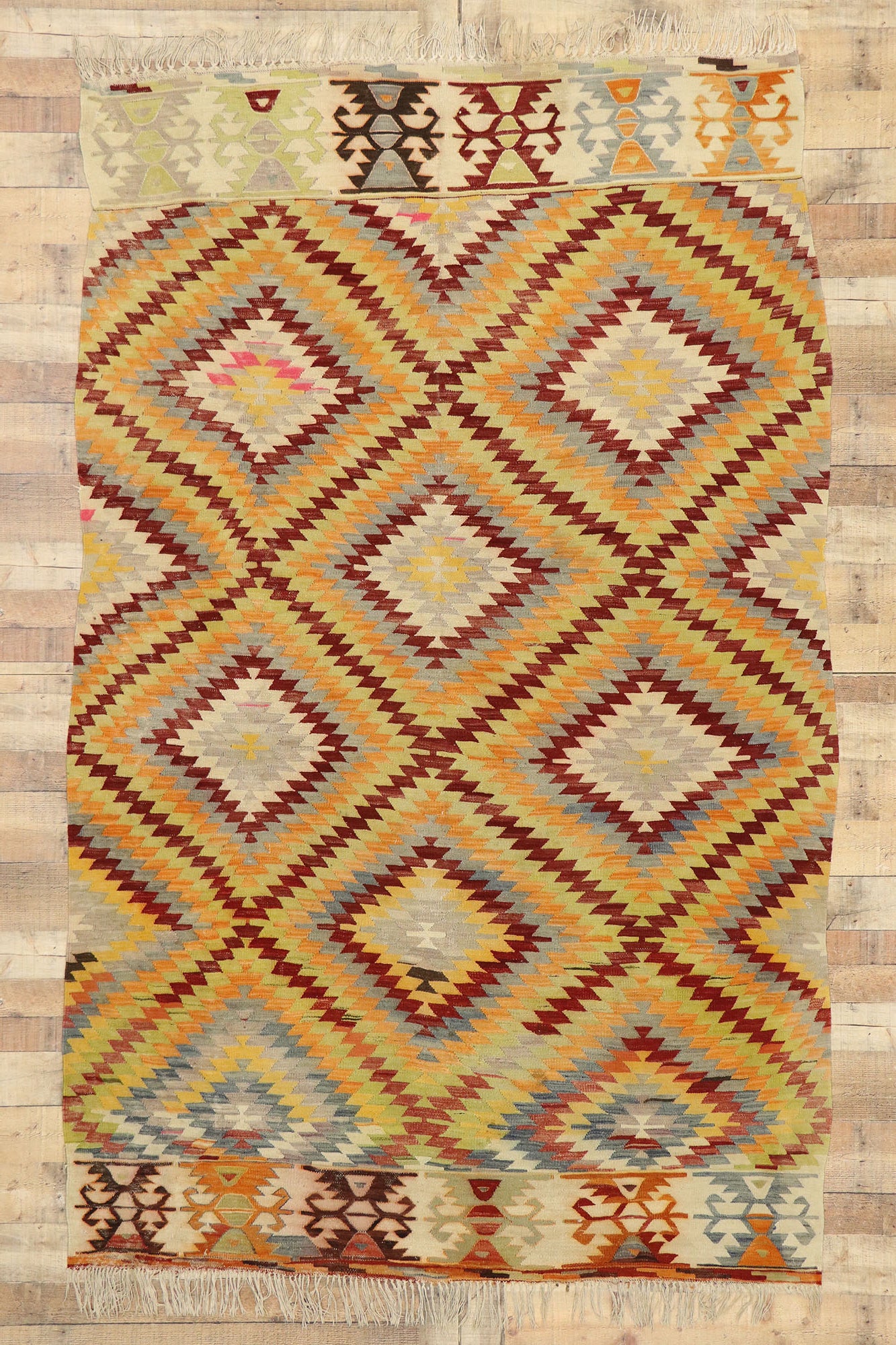 6 x 9 Vintage Kilim Rug 71061