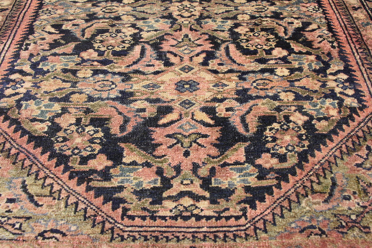 4 x 6 Antique Persian Hamadan Rug 71233