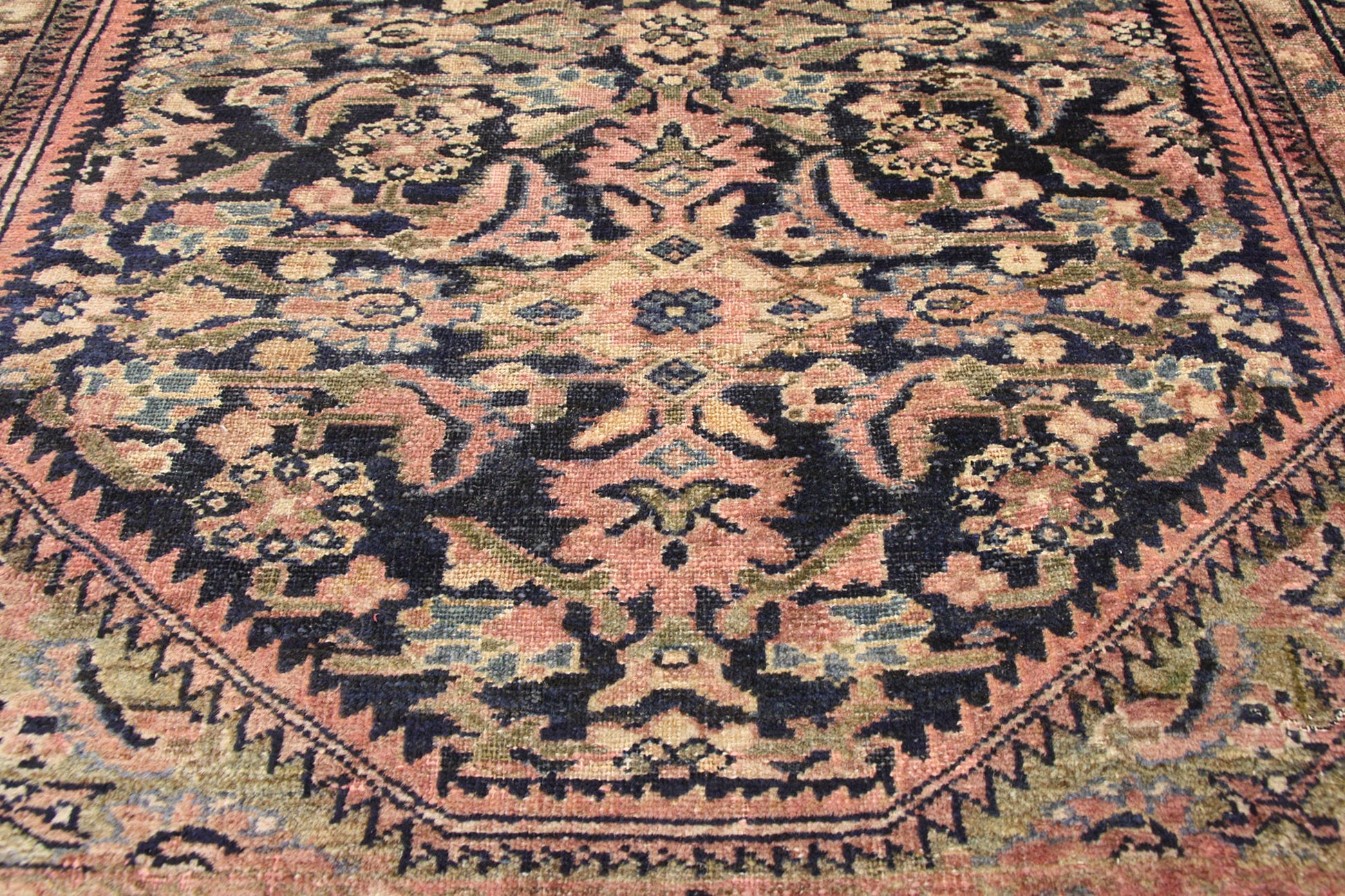 4 x 6 Antique Persian Hamadan Rug 71233