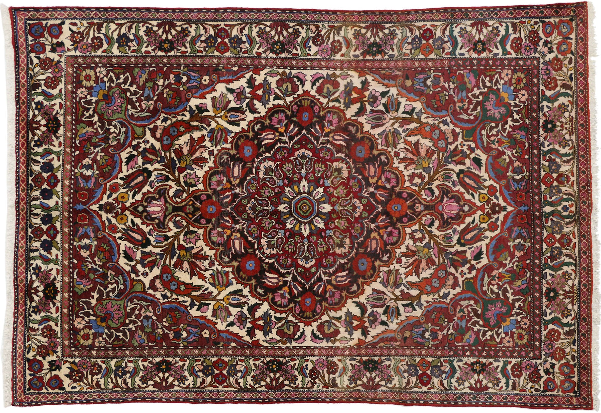 7 x 10 Vintage Persian Bakhtiari Rug 71962