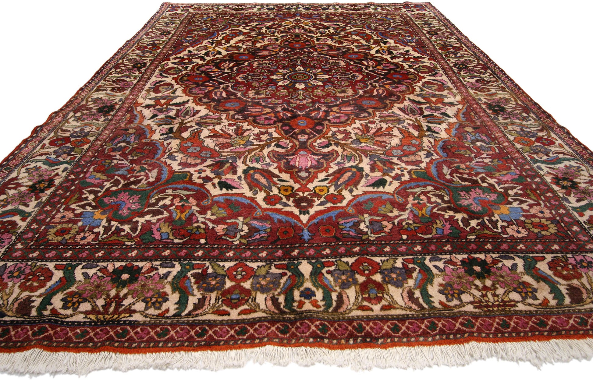7 x 10 Vintage Persian Bakhtiari Rug 71962